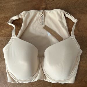 SKIMS Fits Everybody Back Smoothing Full Coverage Bra